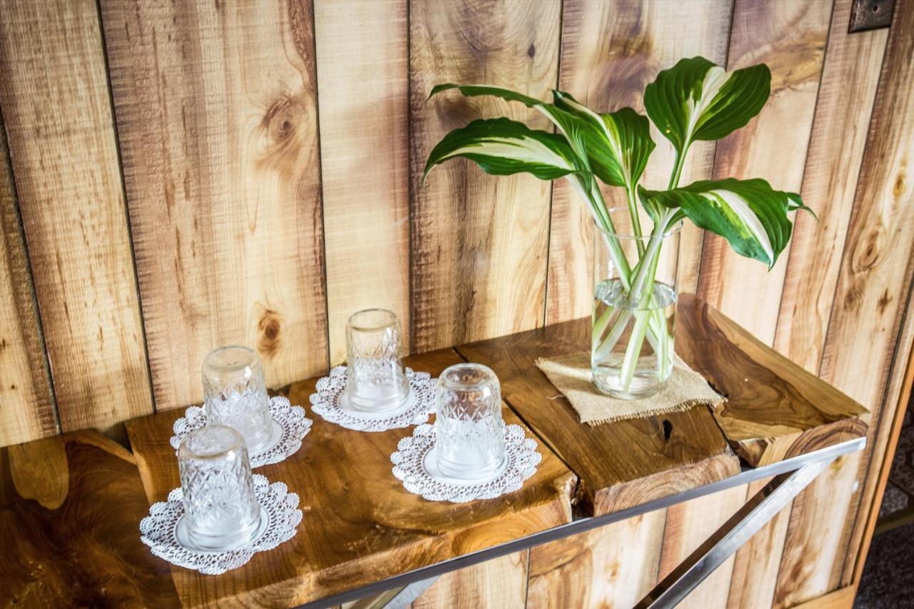 Pine Hill Arms Hotel エクステリア 写真